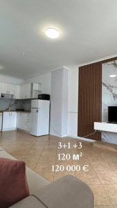 ПРОДАМ Четырехкомнатную квартиру 3+1 + 3 санузла