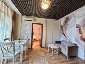 СОЛНЕЧНЫЙ БЕРЕГ, РАЙОН ЧАЙКА — DAWN PARK | ТРЁХКОМНАТНАЯ КВАРТИРА

Трёхкомнатная квартира с двумя спальнями в комплексе Dawn Park, один из самых узнаваемых проектов в районе Чайка....