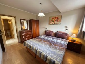 ПРОДАМ ДВУХКОМНАТНУЮ, 250м от моря
1+1 | цена 75 000€

Площадь 68м2 
—4/4 этаж, с лифтом

Болгария
Солнечный берег

Локация:
—До моря 250м
—До Святого Власа 1,5км
—До Несебра 3км
—...